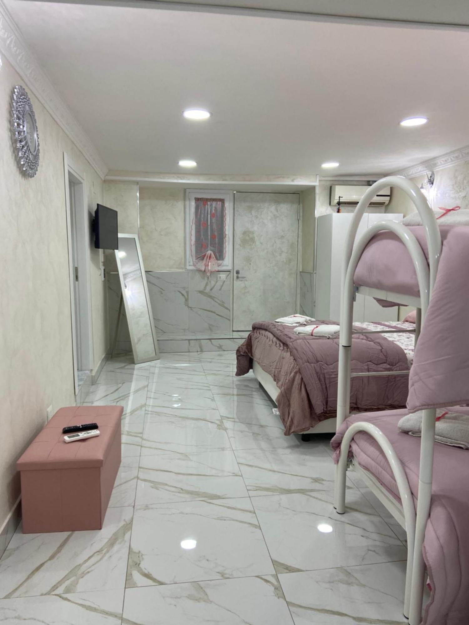 Blessing House Appartement Napels Buitenkant foto
